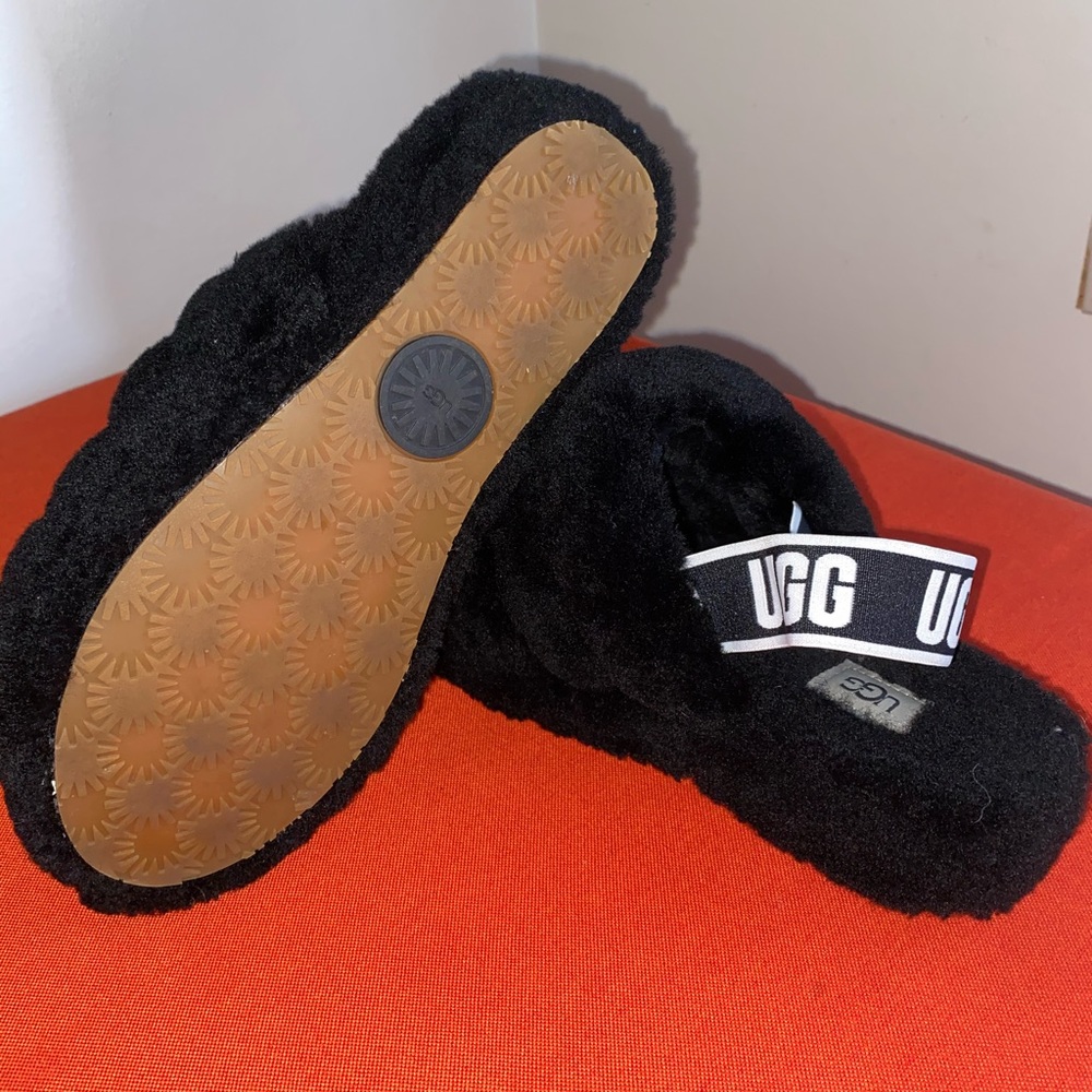 Ugg Slides